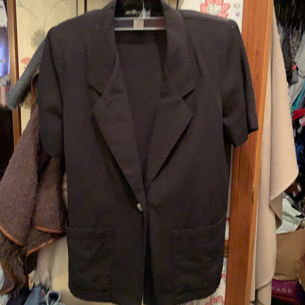 Short sleeve jacket